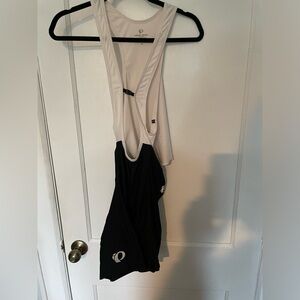 Pearl Izumi women’s cycling bib shorts size m